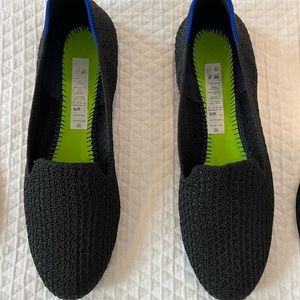 Rothy’s black honeycomb loafer